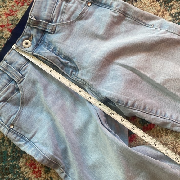 4/$10 Jag Jeans Cropped Light wash size 2 / 26 midrise straight leg - Picture 5 of 8